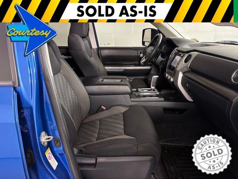 Used 2018 Toyota Tundra SR5 w/ SR5 Upgrade Package AWD/4WD image 41