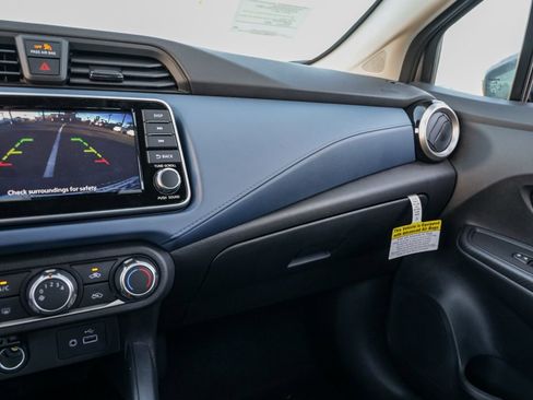 New 2025 Nissan Versa SV image 29