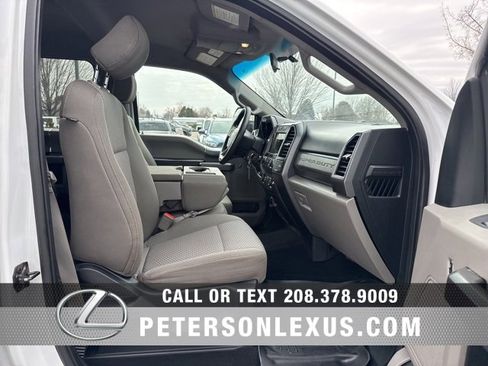 Used 2019 Ford F250 XLT w/ XLT Premium Package image 12