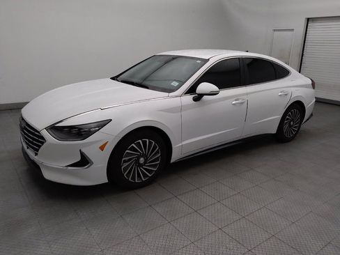 Used 2023 Hyundai Sonata SEL FWD image 2