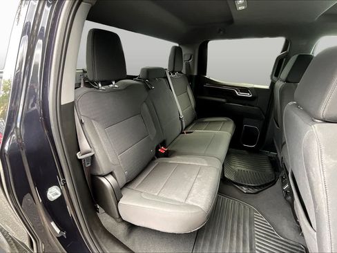 Used 2023 Chevrolet Silverado 1500 LT AWD/4WD image 28