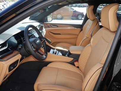 New 2025 Jeep Grand Cherokee Summit w/ Adv Protech Group IV