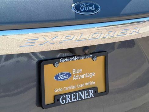 Certified 2023 Ford Explorer Limited AWD/4WD image 11