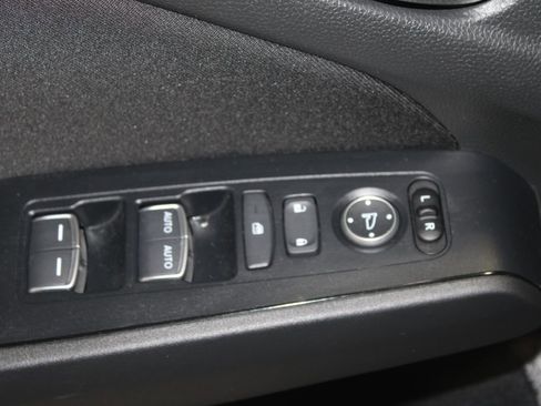 Used 2024 Honda Civic Sport image 9