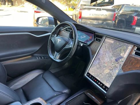 Used 2018 Tesla Model S 100D AWD/4WD image 30