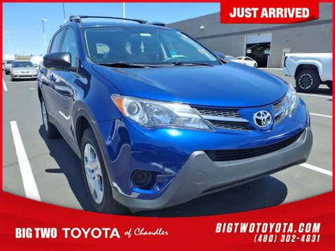 Used 2014 Toyota RAV4 LE AWD/4WD image 1