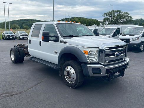 Used 2011 Ford F550 4x4 Crew Cab Super Duty w/ Payload Upgrade Pkg image 7