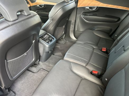 Certified 2024 Volvo XC90 B5 Plus AWD/4WD image 13