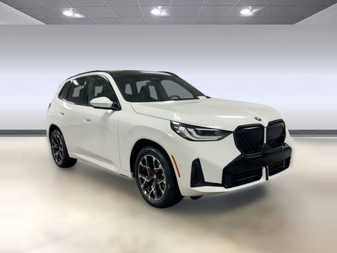 Used 2026 BMW X3 xDrive30i w/ M Sport Package AWD/4WD image 6