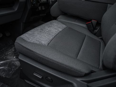 New 2026 Ford F250 XLT w/ XLT Premium Package image 38