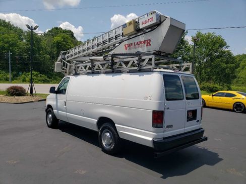 Used 2005 Ford E-350 and Econoline 350 Extended Super Duty RWD image 10