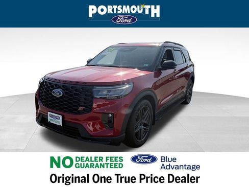 Certified 2025 Ford Explorer ST image 30