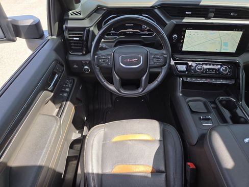 Used 2024 GMC Sierra 2500 AT4 w/ AT4 Premium Plus Package AWD/4WD image 31