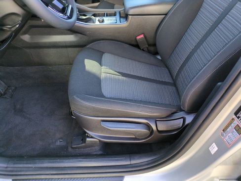 Used 2022 Kia Sorento LX FWD image 15
