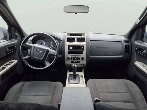 Used 2009 Ford Escape XLT AWD/4WD image 8