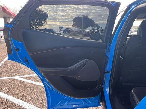 Used 2021 Ford Mustang Mach-E GT image 10