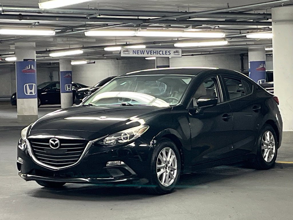 Used 2014 MAZDA MAZDA3 i Touring FWD image 3