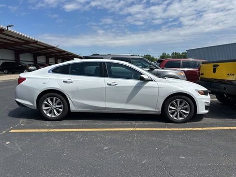 Used 2024 Chevrolet Malibu LT FWD image 7