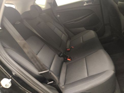 Used 2018 Hyundai Tucson Value w/ Cargo Package FWD image 19