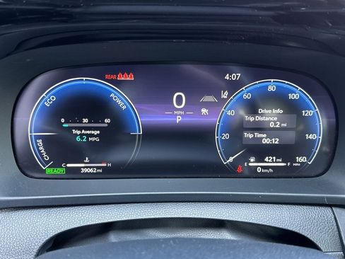 Used 2024 Toyota Crown Limited image 9