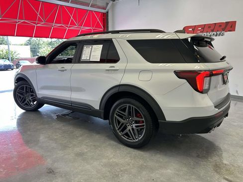 Used 2026 Ford Explorer ST w/ Sun And Sound Package AWD/4WD image 6