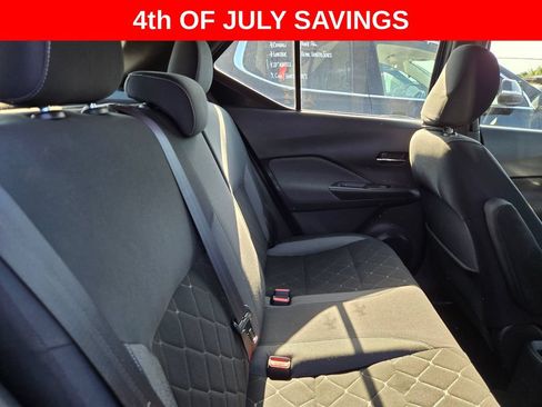 Used 2019 Nissan Kicks SV FWD image 13