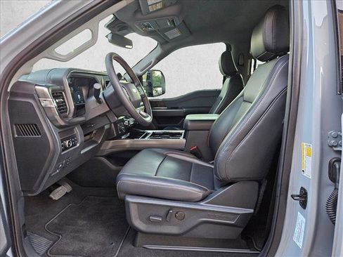 Certified 2025 Ford F250 Lariat w/ FX4 Off-Road Package AWD/4WD image 15