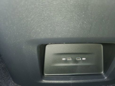 New 2026 Volkswagen Atlas Cross Sport SE image 16