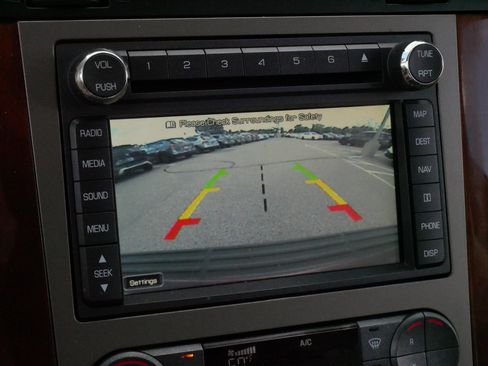 Used 2014 Lincoln Navigator 4WD image 30