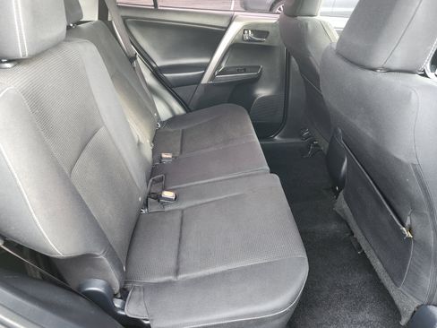 Used 2018 Toyota RAV4 XLE w/ Plus Extra Value Package AWD/4WD image 17