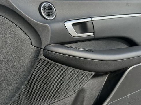 Used 2025 Hyundai Sonata SEL FWD image 25