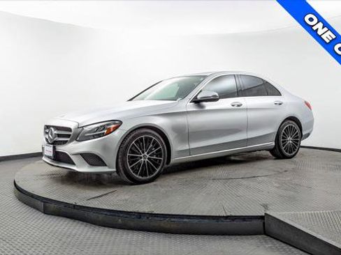 Used 2021 Mercedes-Benz C 300 Sedan image 2