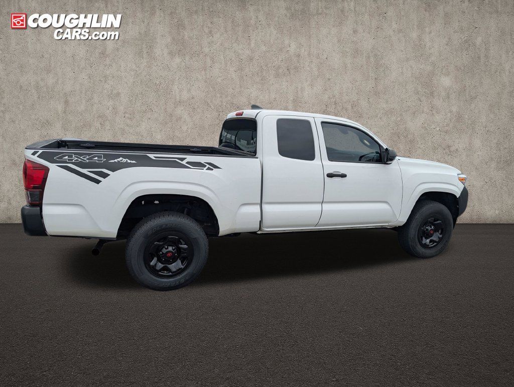 Used 2022 Toyota Tacoma SR RWD image 8