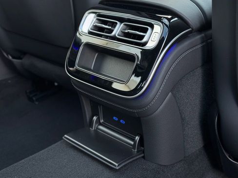 New 2026 Mercedes-Benz S 580 4MATIC Sedan image 32