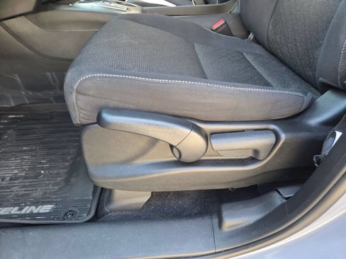 Used 2023 Honda Ridgeline Sport image 9