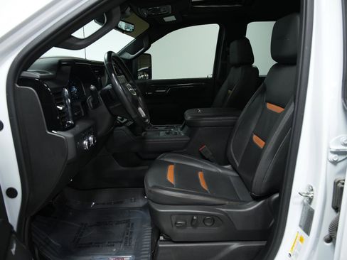 Used 2024 GMC Sierra 2500 AT4 w/ AT4 Premium Plus Package image 28