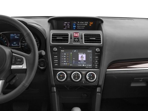 Used 2017 Subaru Forester 2.5i Touring AWD/4WD image 13