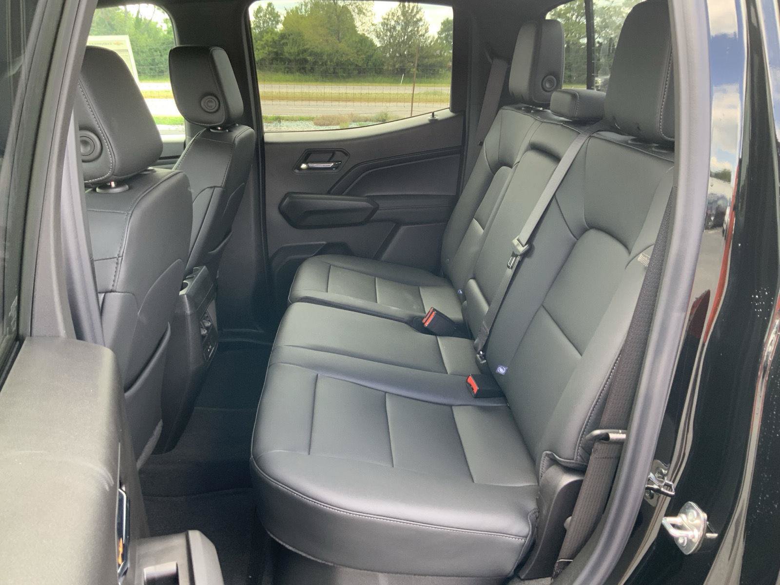 New 2026 Chevrolet Colorado LT w/ LT Convenience Package RWD image 47