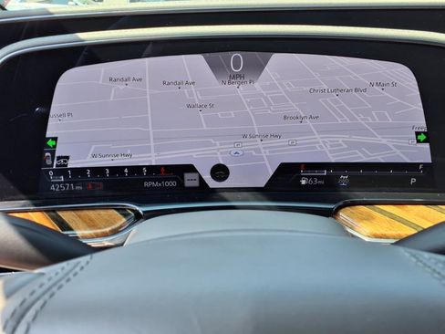 Certified 2023 Cadillac Escalade Premium Luxury Platinum image 32