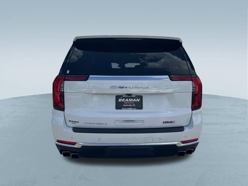 Used 2025 GMC Yukon XL Denali AWD/4WD image 7
