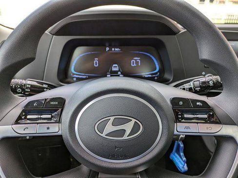 New 2026 Hyundai Elantra SE FWD image 19