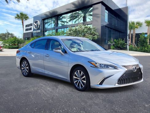 Used 2019 Lexus ES 350 w/ Premium Package image 3