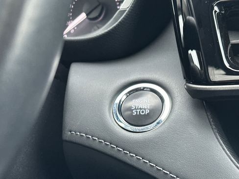 Used 2023 Toyota Highlander XLE image 23