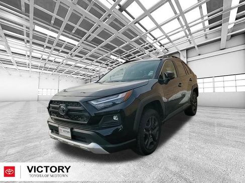 Used 2023 Toyota RAV4 Adventure image 7