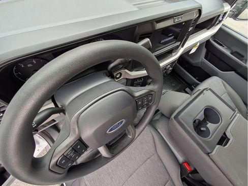 New 2026 Ford F250 XL w/ 360-Degree Camera Package AWD/4WD image 13