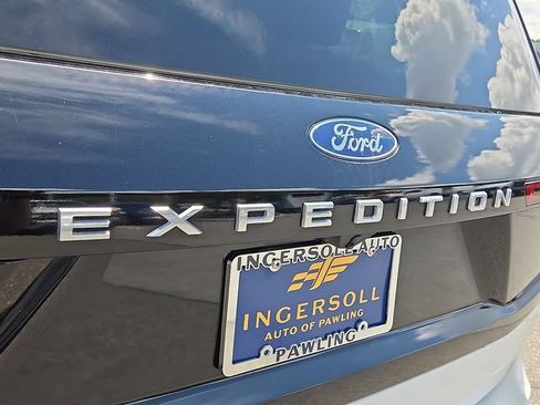 Used 2025 Ford Expedition Platinum AWD/4WD image 34