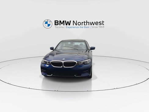 Used 2019 BMW 330i Sedan w/ Driving Assistance Package RWD image 8