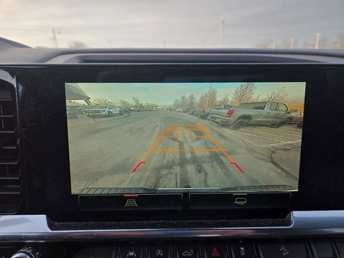 Used 2023 GMC Sierra 1500 Elevation image 21