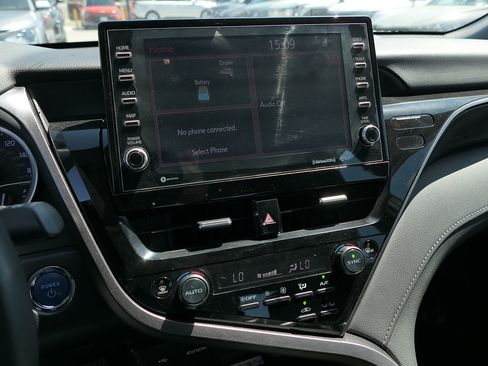 Used 2023 Toyota Camry XLE w/ Protection Package (Q2) (TMS) FWD image 18