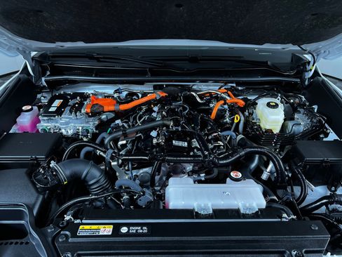 Certified 2025 Toyota 4Runner Limited image 9